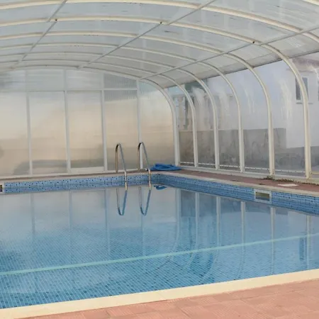 Chambres D Hotes Jacuzzi Bed & Breakfast