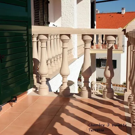 Chambres D Hotes Jacuzzi Bed & Breakfast Nazaré