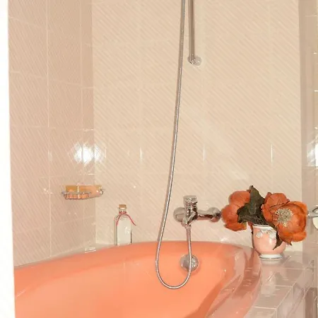 Bed & Breakfast Chambres D Hotes Jacuzzi *